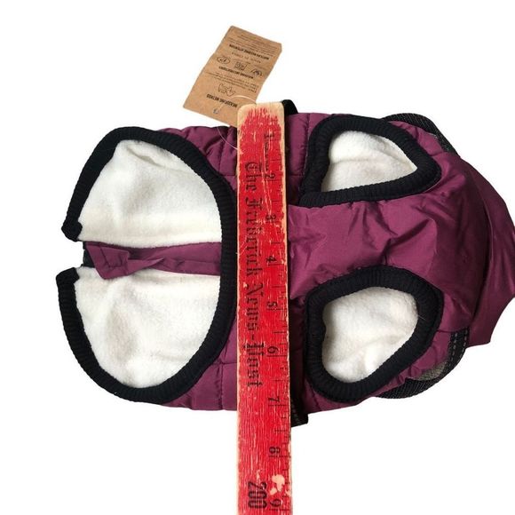 Never Used Extra Small Dog Winter puffy Jacket! Tag removed. Zip up. - Picture 3 of 8